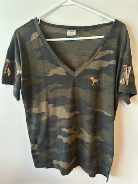 VS Pink Green Camouflage Sequin Bling V Neck Top S